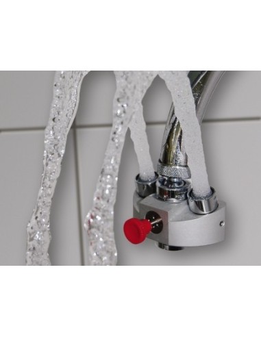 “EyesFresh” mini eyewash station